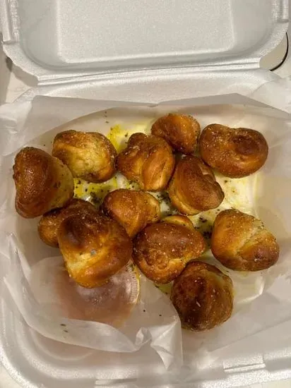 Garlic Knots (12)