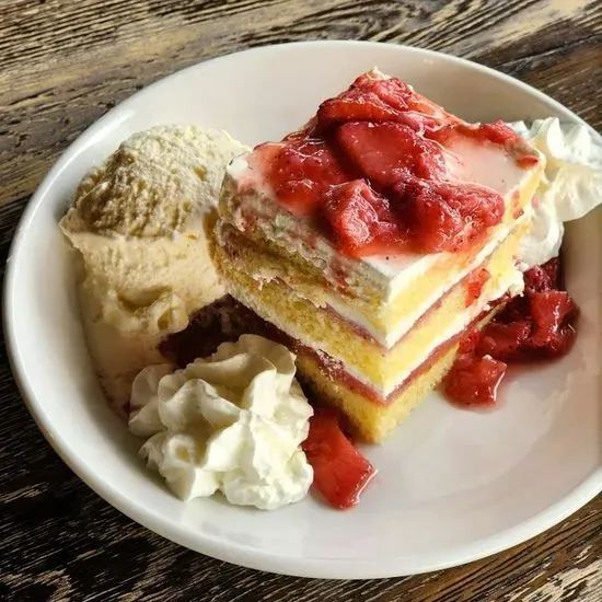 Strawberry Shortcake Ala Mode