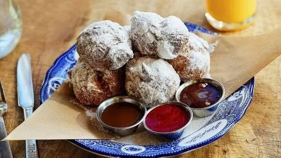 Uncle Buck's Beignets