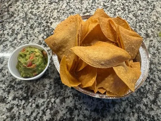 Guac N Chips