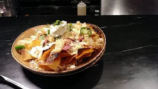 LEGIT NACHOS - GF, VF