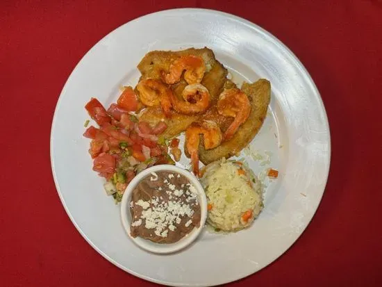 Filete de Tilapia Con Camarones 