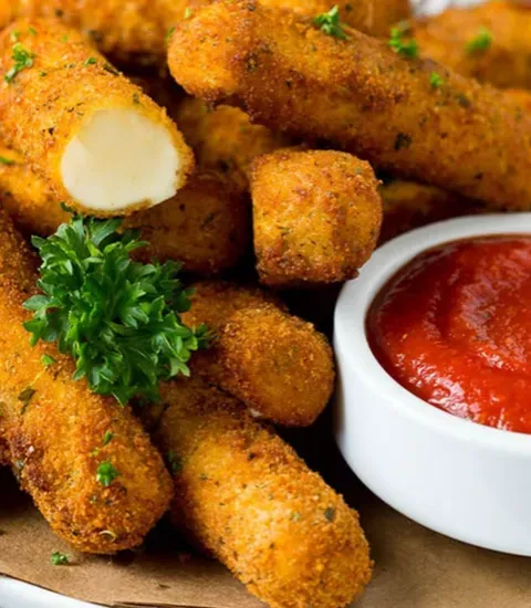 MOZZARELLA STICKS (7)