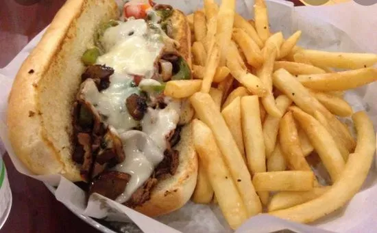 CHICKEN CHEESESTEAK