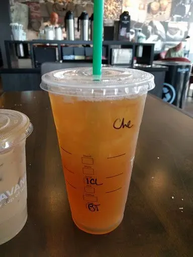 Iced Black Tea Lemonade