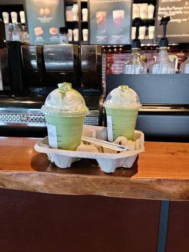 Matcha Crème Frappuccino® Blended Beverage