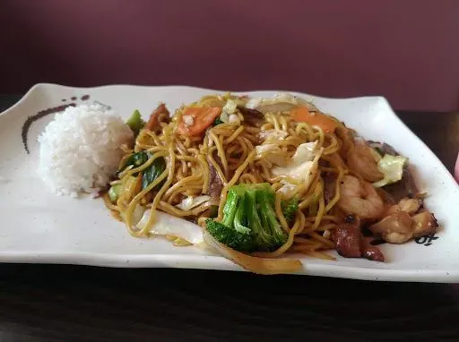 Chicken Yakisoba