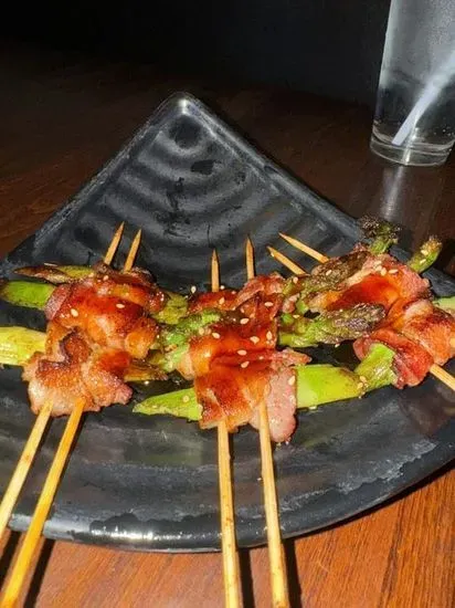 9 Piece Bacon Wrapped Asparagus