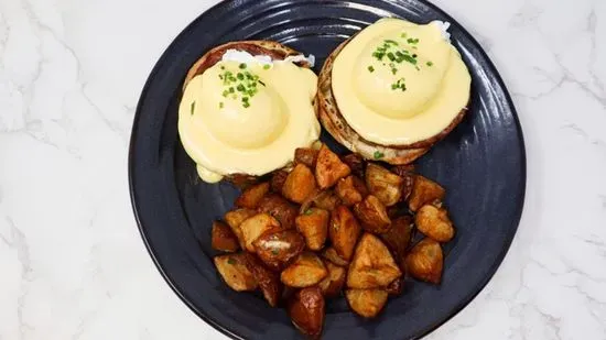 Bacon Eggs Benedict