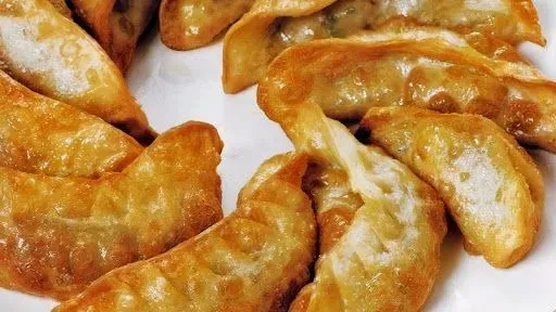 8pc Chicken & Veggie Gyoza