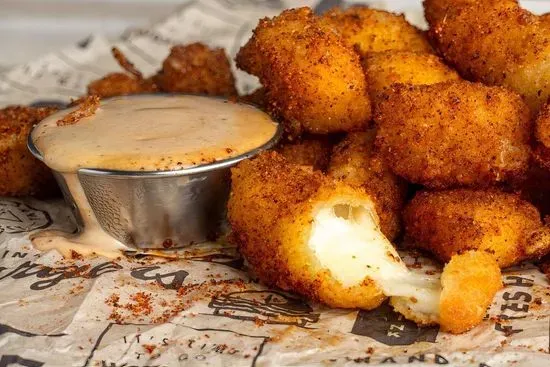 LARGE SPICY CHEESE CURDS