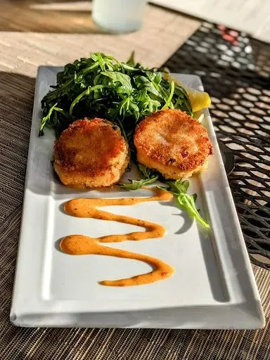 CRAB CAKES