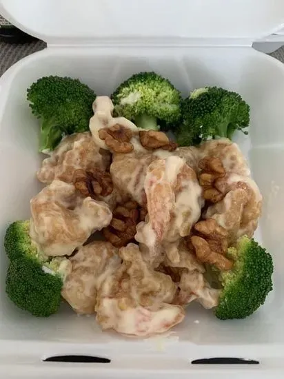 Honey Walnut Shrimp/核桃虾