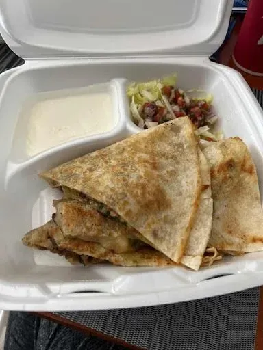 Large Quesadilla With Meat