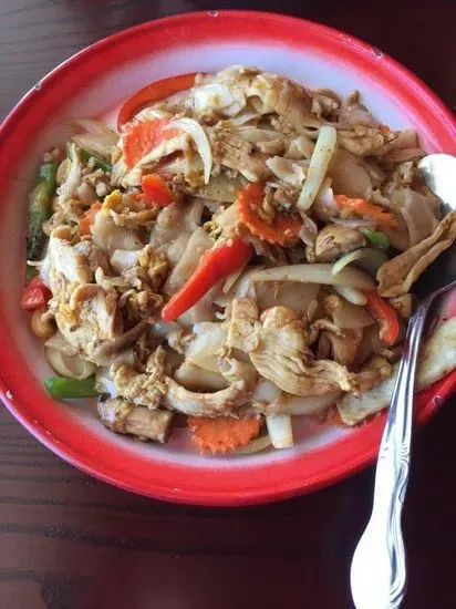 Cashew Noodle