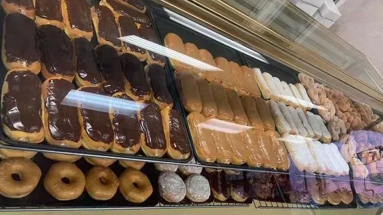1/2 Dozen Assorted Donuts