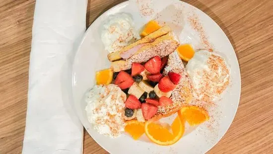 PEACHES AND CREAM FRENCH TOAST