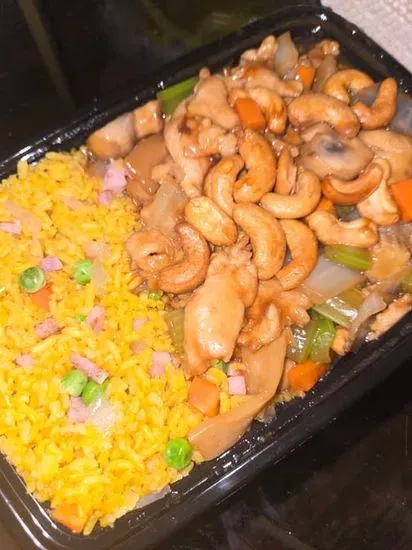 C12. Chicken with Cashew Nuts (Combo Platter)