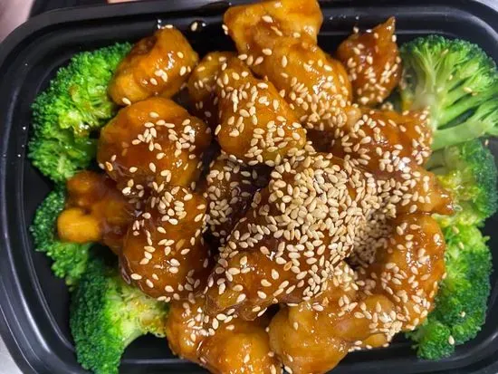 L22. Sesame Chicken(white meat)