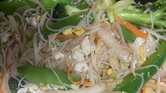 Vegetable Mei Fun (Cantonese Style)