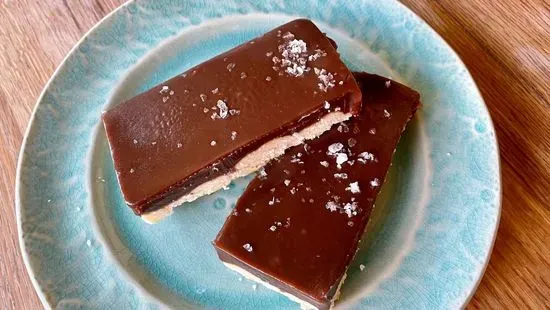 Salted Caramel Chocolate Shortbread (2 bars)