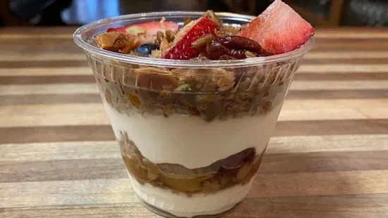 Yogurt Parfait with Fresh Fruit and Granola