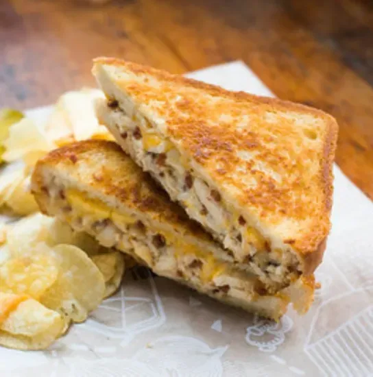 CHICKEN BACON RANCH MELT