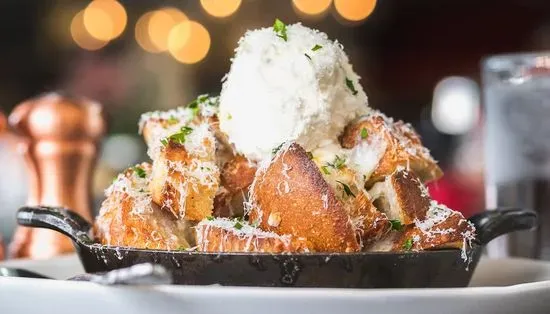 White Truffle Garlic Bread