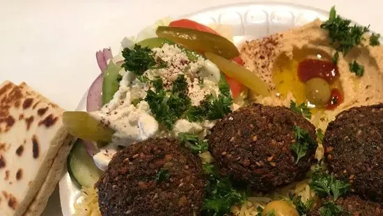 33. Falafel Plate