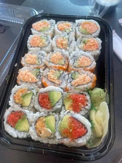 10.Spicy Crab Cucumber Roll