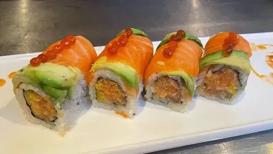 16.Mango salmon Roll