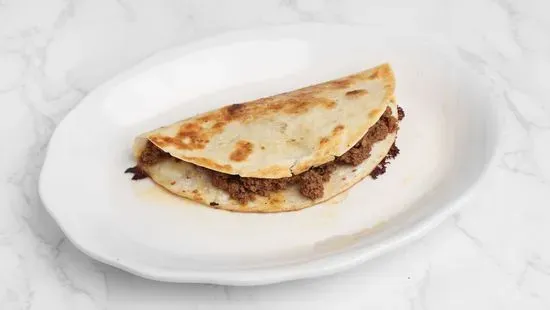 Quesadilla de Res Molida o Pollo (1) / Ground Beef or Chicken Quesadilla (1)