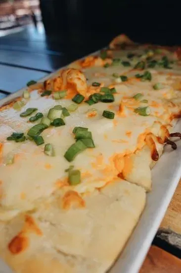 Buffalo Chicken Flatbread