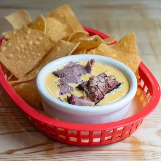 Queso & Chips w/ Brisket