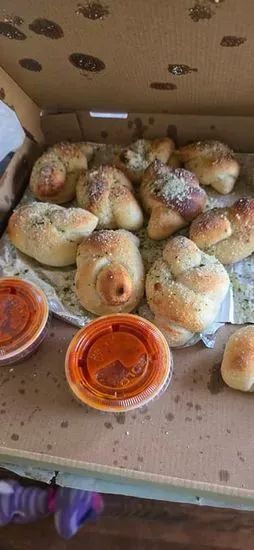 Garlic Knots