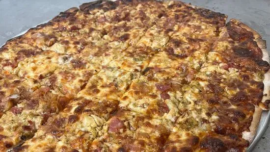 Large BBQ Pizza