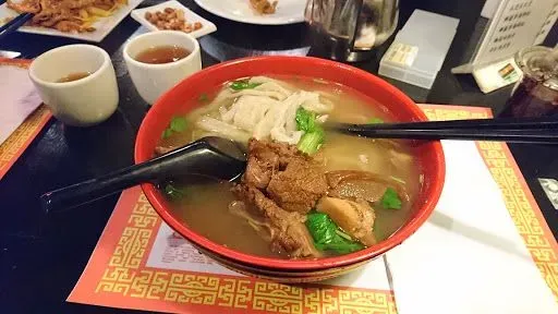Spare Ribs Noodle Soup