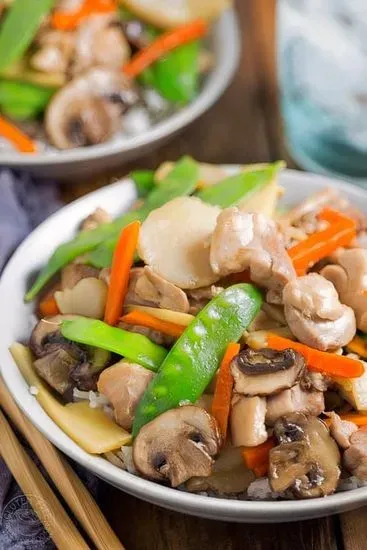 C 5. Moo Goo Gai Pan