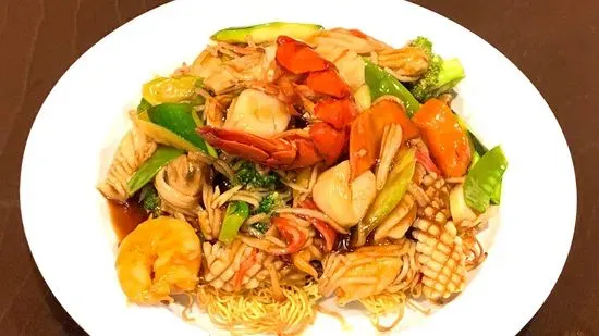 S14. Seafood Pan-Fried Noodle