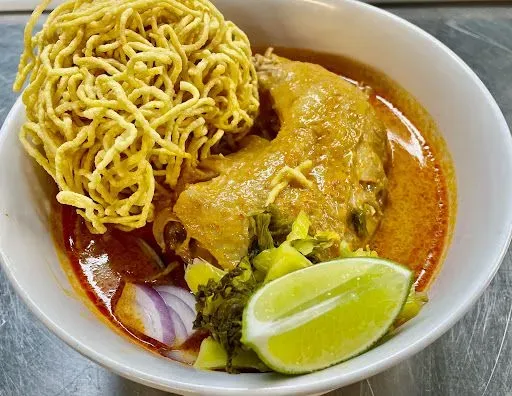 Khao Soi ★