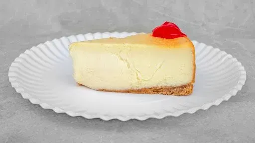 Cheese Cake With Strawberry Topping