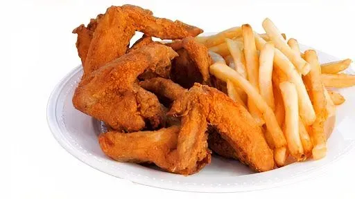 9 Wings Pieces With Fries