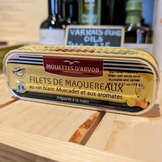 Les Mouettes D'Arvor - Mackerel in Muscadet
