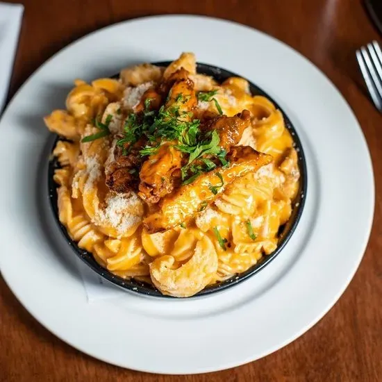 Beecher's Buffalo Chicken Mac and Cheese