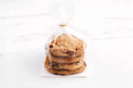 4 Chocolate Chunk Cookies