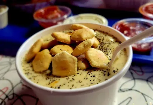 Wally's Homemade Clam Chowder