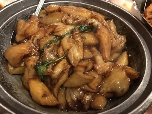 Steamed Branzino With Seasoned Soy Sauce清蒸欧鲈