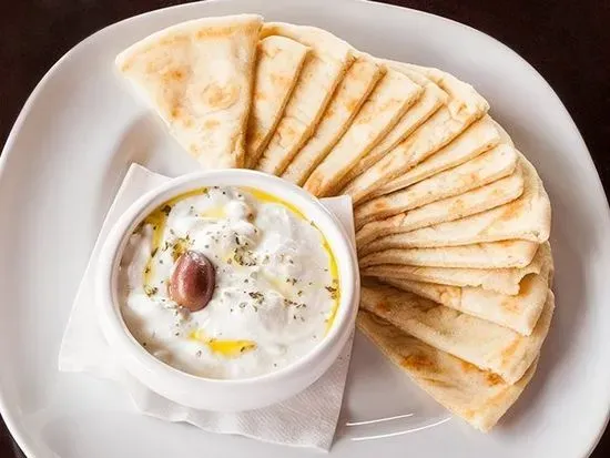 Tzatziki W/Pita