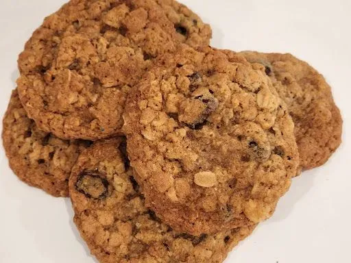 Oatmeal Raisin Cookie