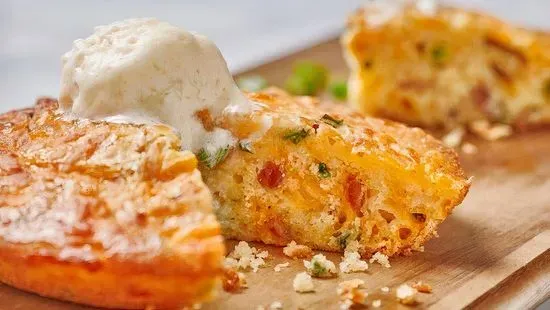 Bacon Cheddar Cornbread